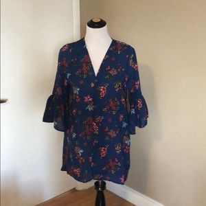 Gypsies & Moondust Medium Navy Floral Kimono